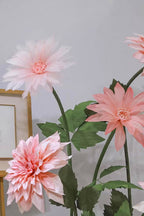 Elegant Dahlia Delight